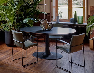 002_Leolux_Columna_Tisch.jpg