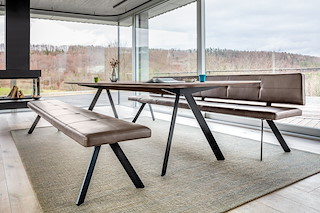 002_Girsberger_Barra_Tisch.jpg