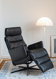 002_KFF_Arva-E-Lounge_Sessel.jpg