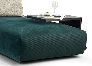 001_Bullfrog_Edge_Couchtisch.jpeg
